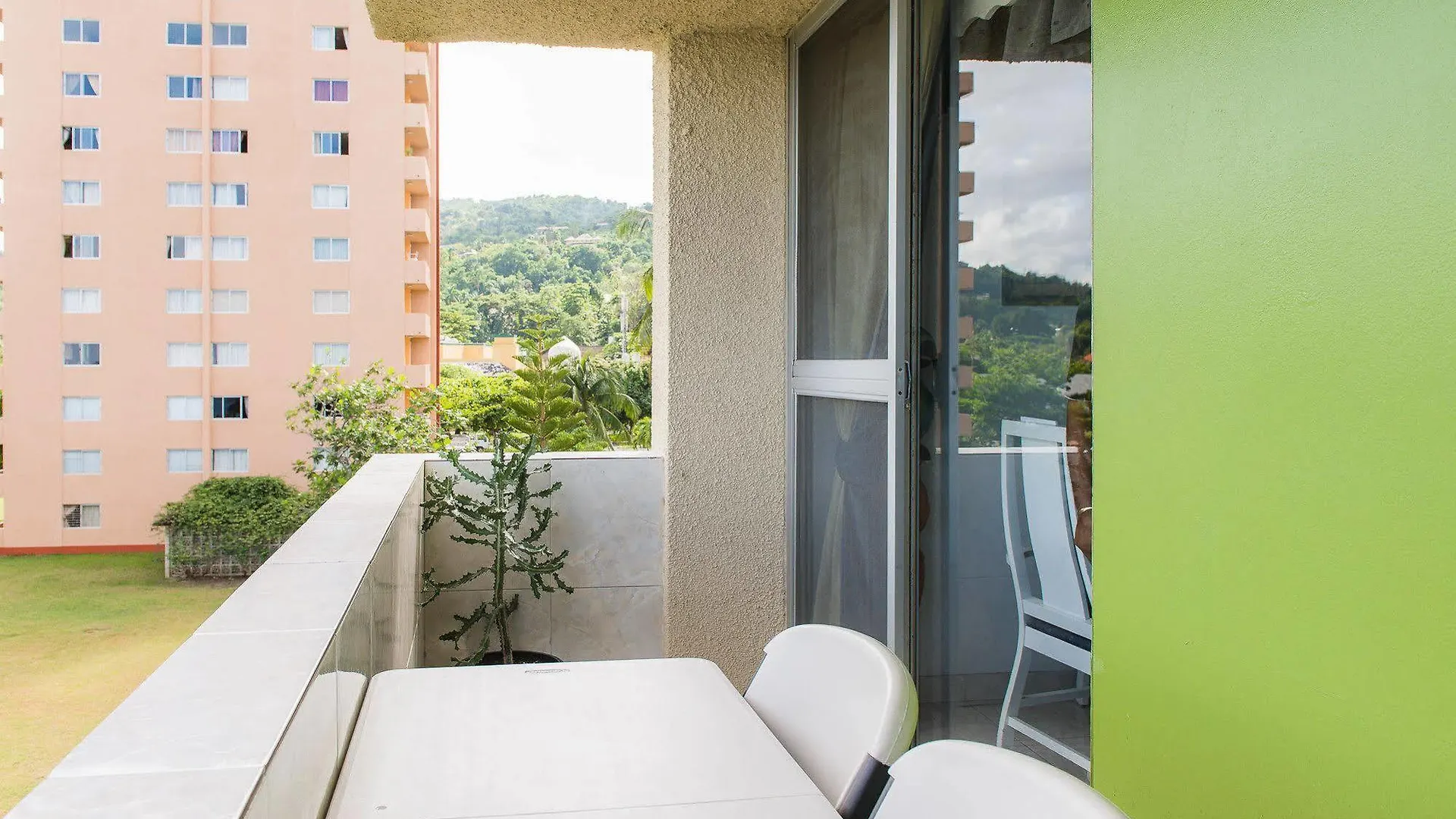 דירה אוצ'ו ריוס Dolphin Beach Suite